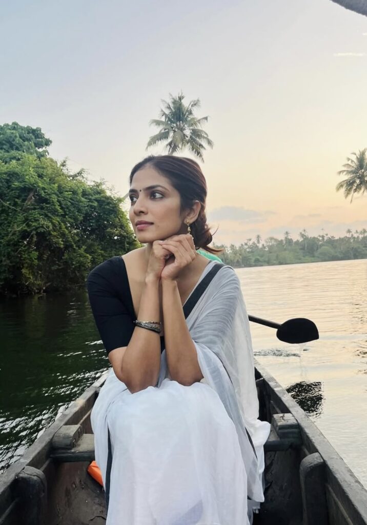 Malavika Mohanan Net Worth
