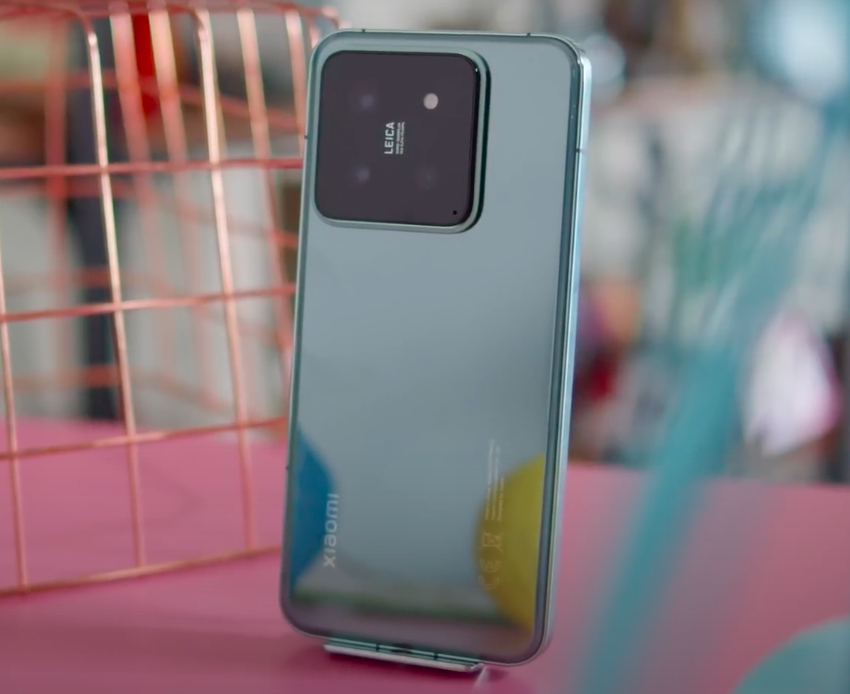 OnePlus 13s Competitors: Xiaomi 14